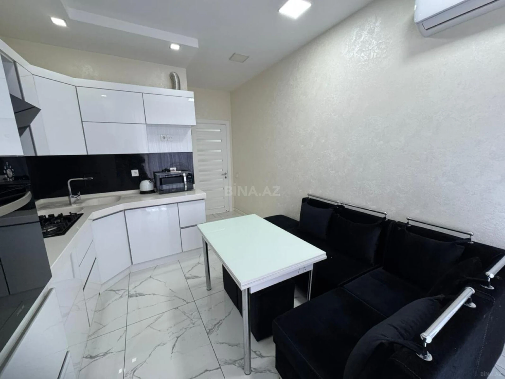 Kirayə verilir 3 otaqlı mənzil 110 m²