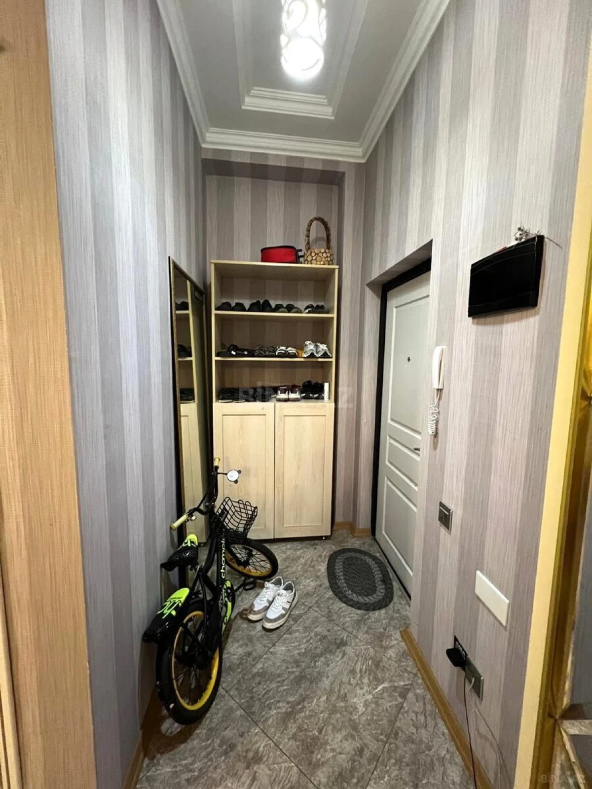 Satılır 3 otaqlı mənzil 105 m²