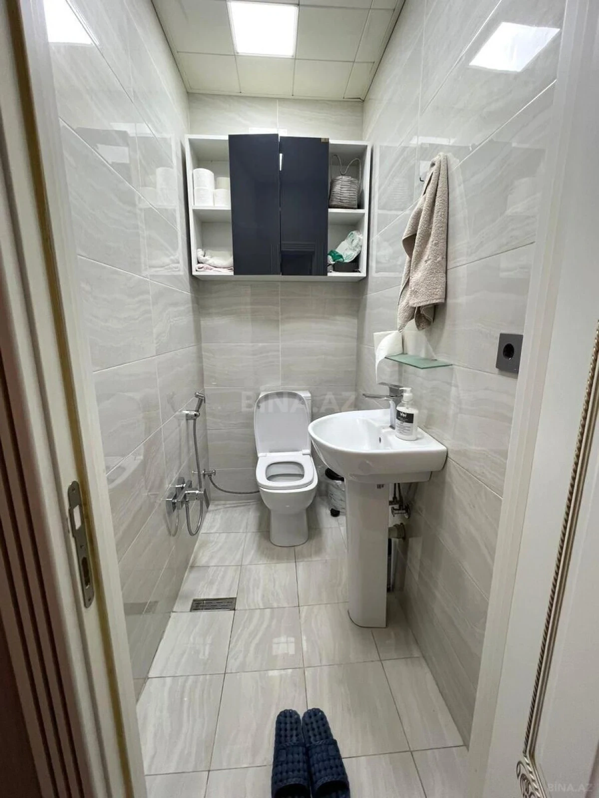 Satılır 3 otaqlı mənzil 105 m²