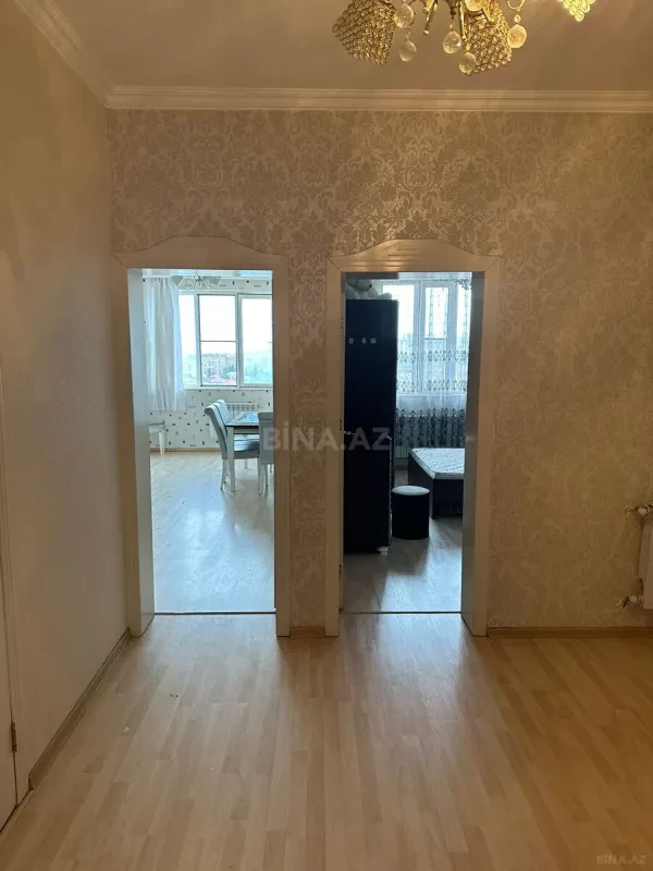 Kirayə verilir 2 otaqlı mənzil 96 m²