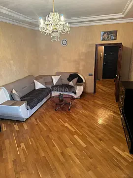 Kirayə verilir 2 otaqlı mənzil 65 m²