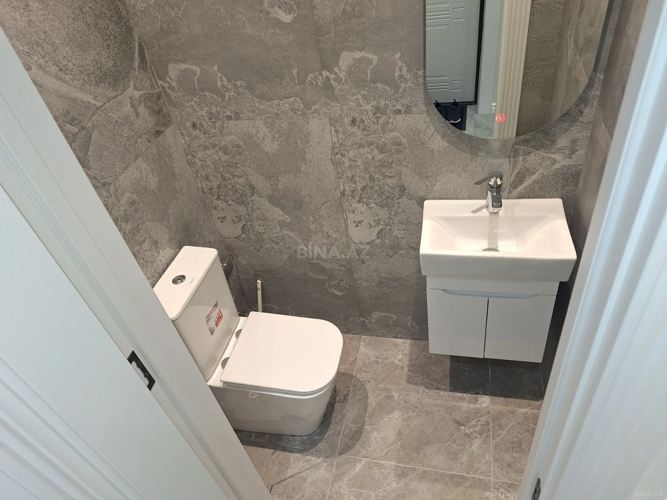 Satılır 2 otaqlı mənzil 80 m²