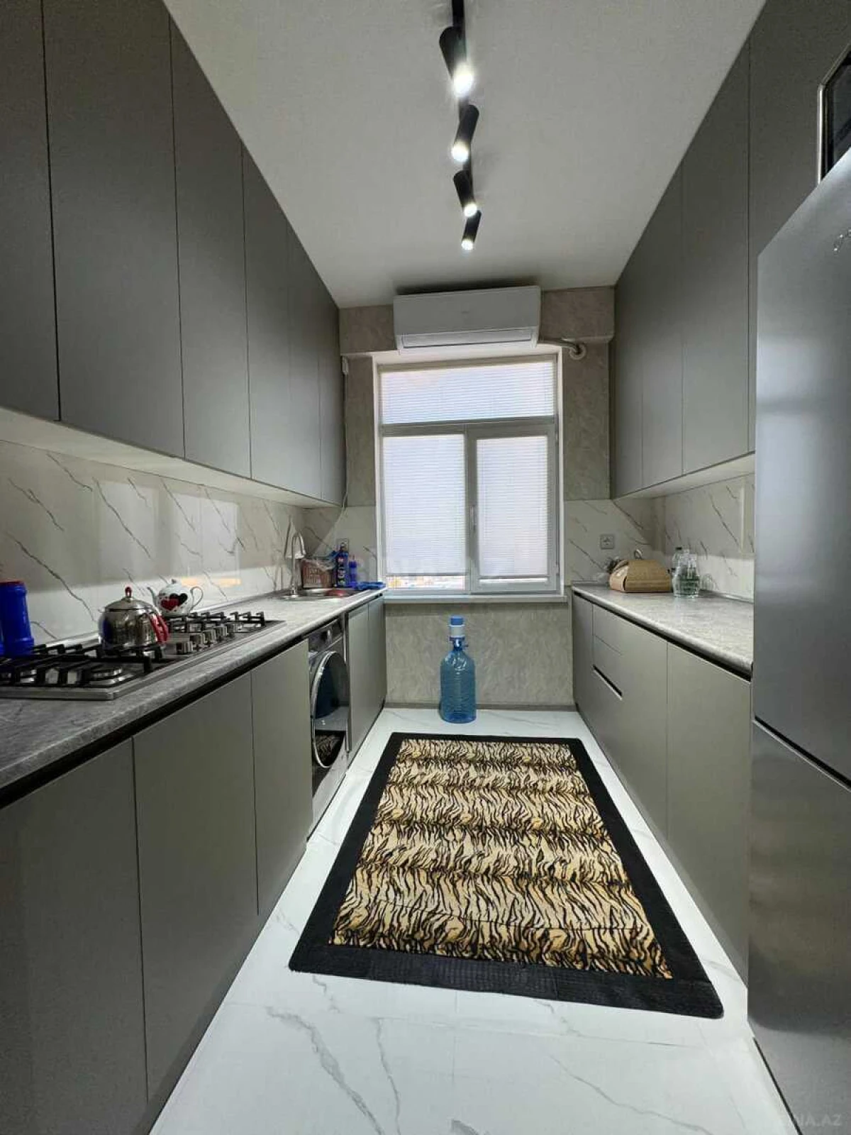 Satılır 3 otaqlı mənzil 77 m²