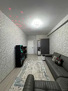 Satılır 3 otaqlı mənzil 77 m²