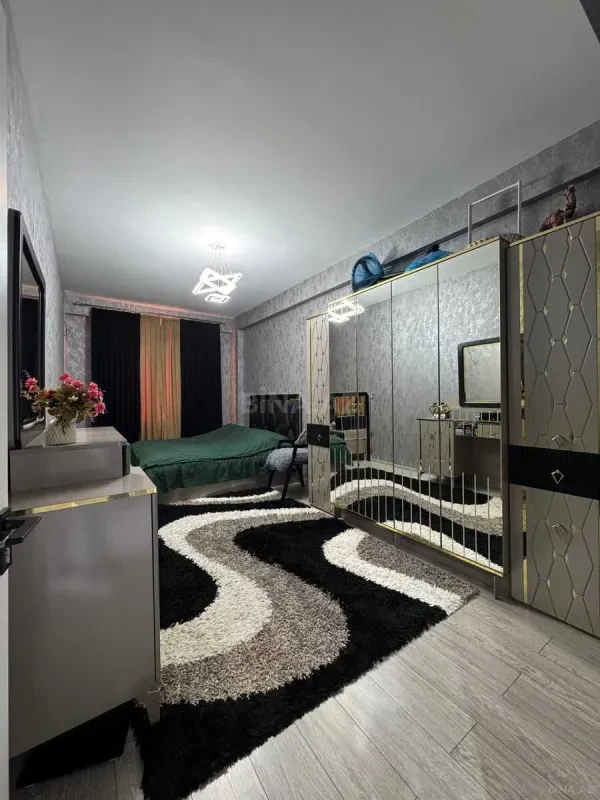 Satılır 3 otaqlı mənzil 77 m²