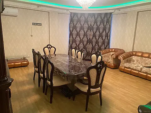 Satılır 2 otaqlı mənzil 115 m² — Bakı, İnşaatçılar 2 otaq 115.00 m²