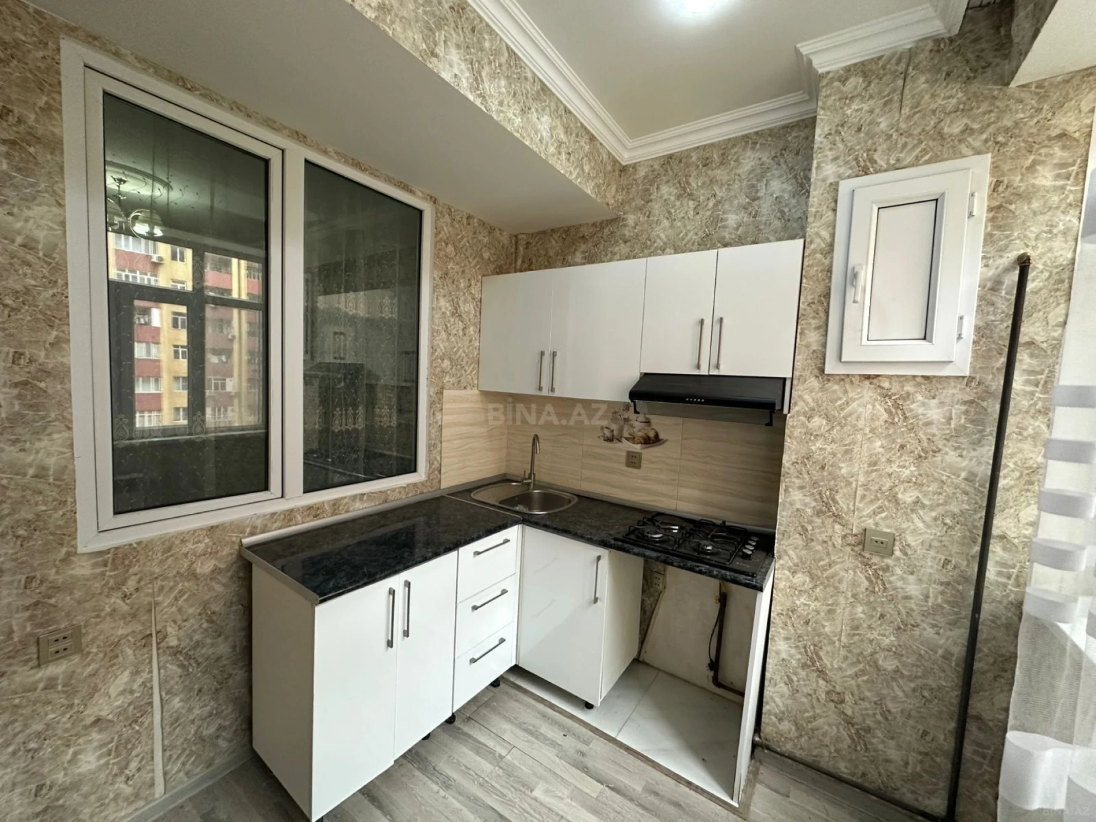 Satılır 2 otaqlı mənzil 65 m²