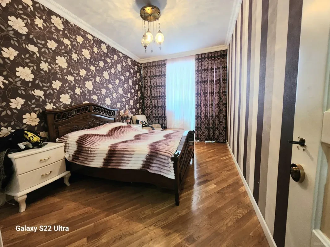 Satılır 3 otaqlı mənzil 120 m²