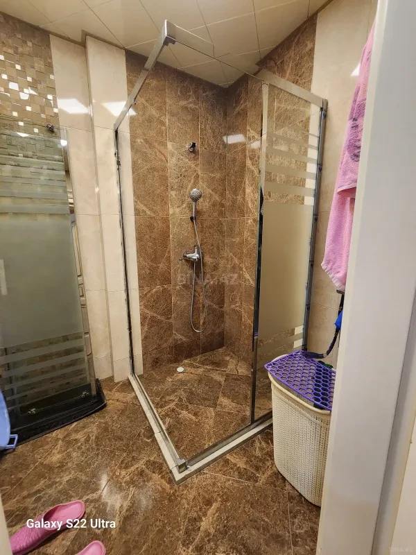 Satılır 3 otaqlı mənzil 120 m²