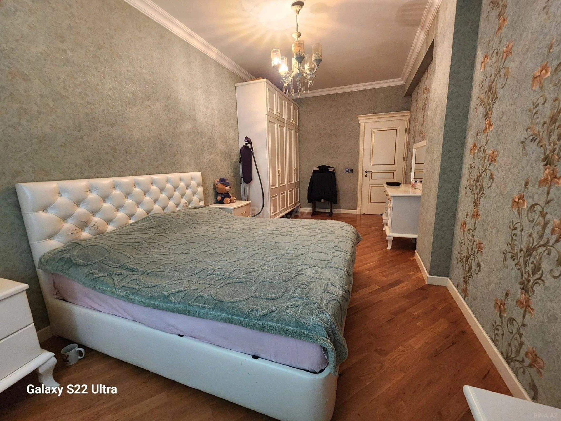 Satılır 3 otaqlı mənzil 120 m²