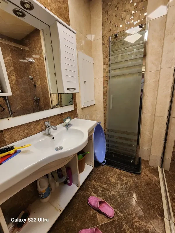 Satılır 3 otaqlı mənzil 120 m²