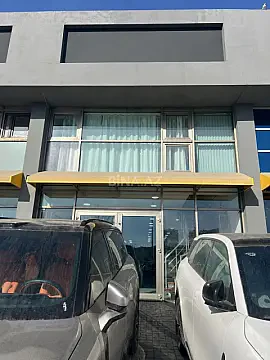 Kirayə verilir obyekt 250 m² — Bakı 250.00 m²
