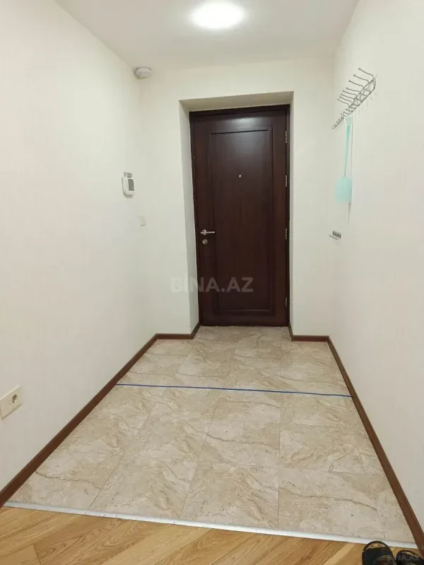 Kirayə verilir 4 otaqlı mənzil 190 m²