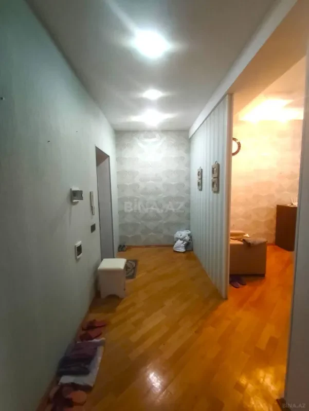 Satılır 2 otaqlı mənzil 62 m²