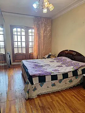 Kirayə verilir 2 otaqlı mənzil 70 m²