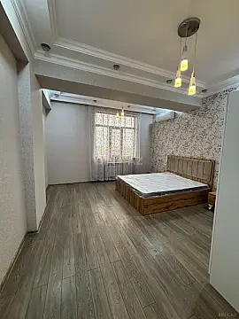Kirayə verilir 3 otaqlı mənzil 130 m²