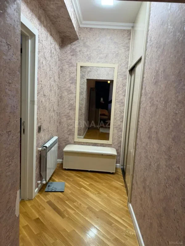 Satılır 2 otaqlı mənzil 96 m²
