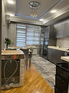 Satılır 2 otaqlı mənzil 96 m²