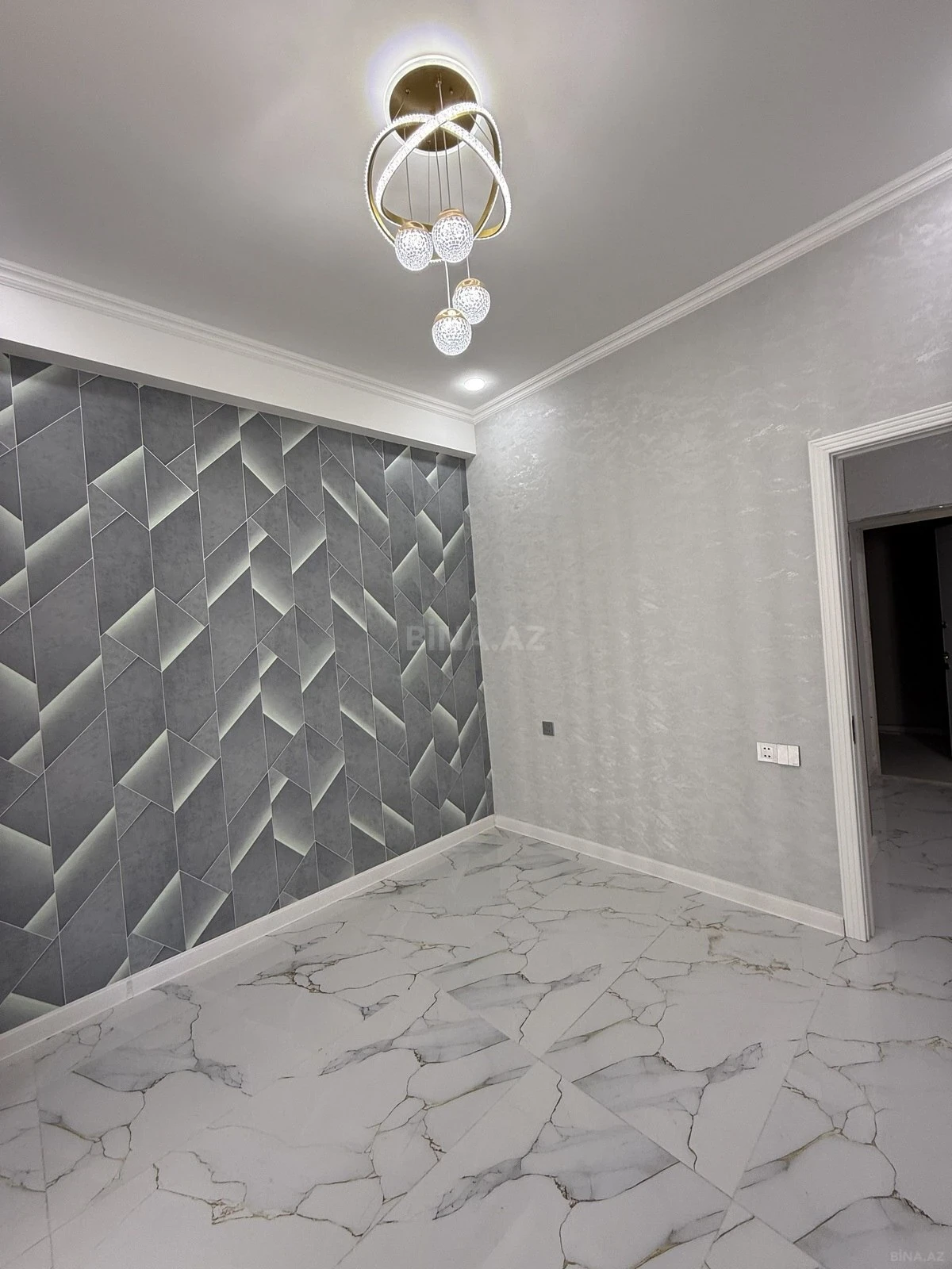 Satılır 2 otaqlı mənzil 44 m²