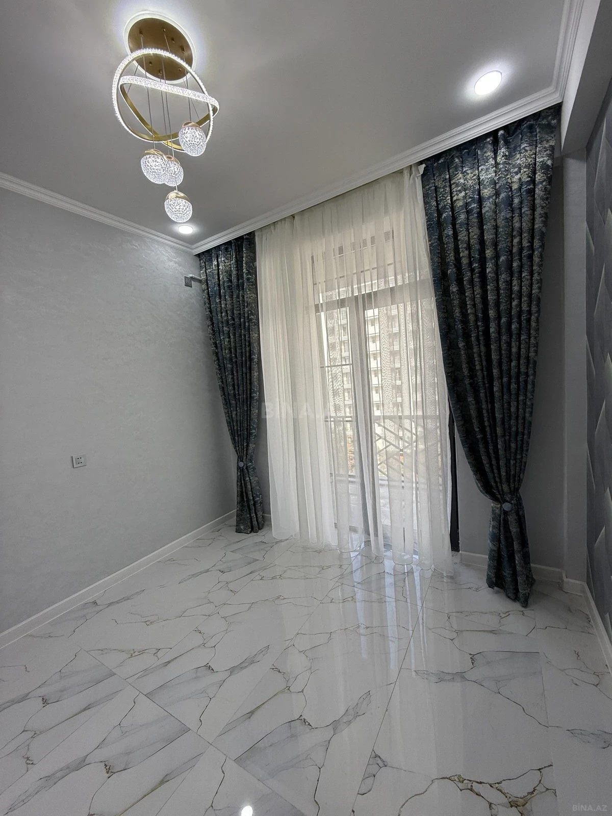 Satılır 2 otaqlı mənzil 44 m²