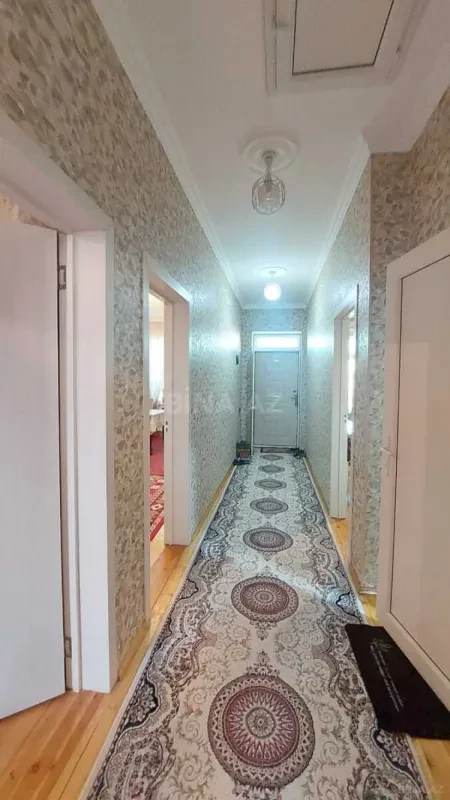 Satılır 5 otaqlı həyət evi 100 m²