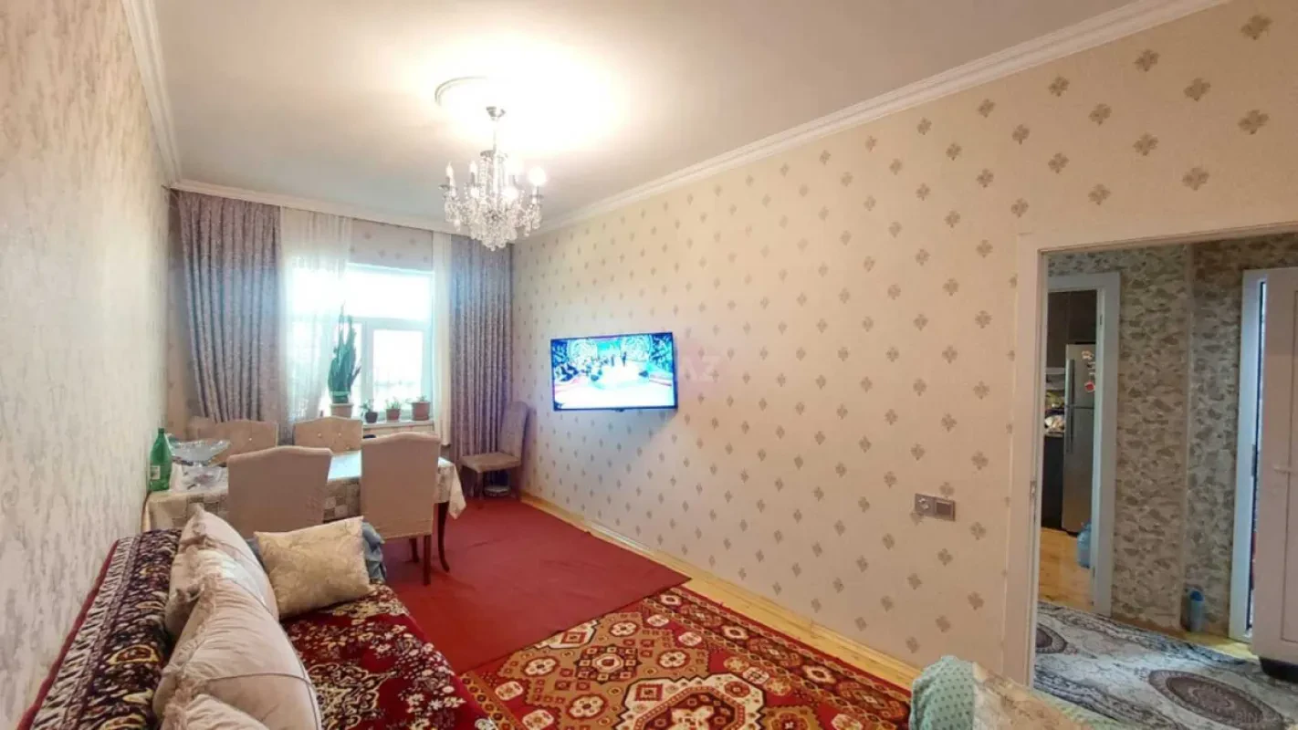 Satılır 5 otaqlı həyət evi 100 m²