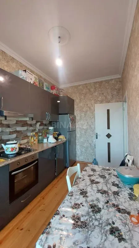 Satılır 5 otaqlı həyət evi 100 m²