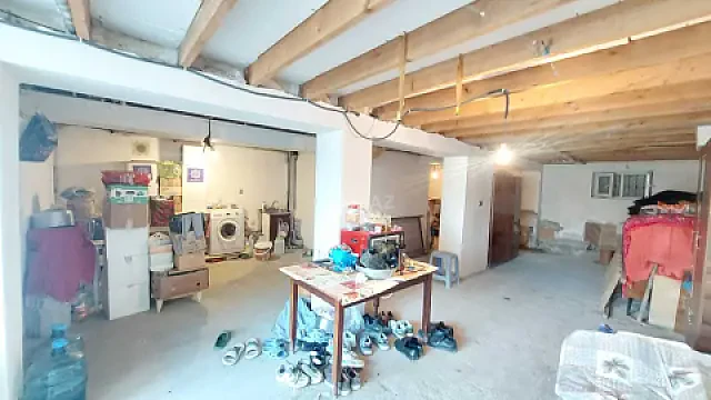 Satılır 5 otaqlı həyət evi 100 m²