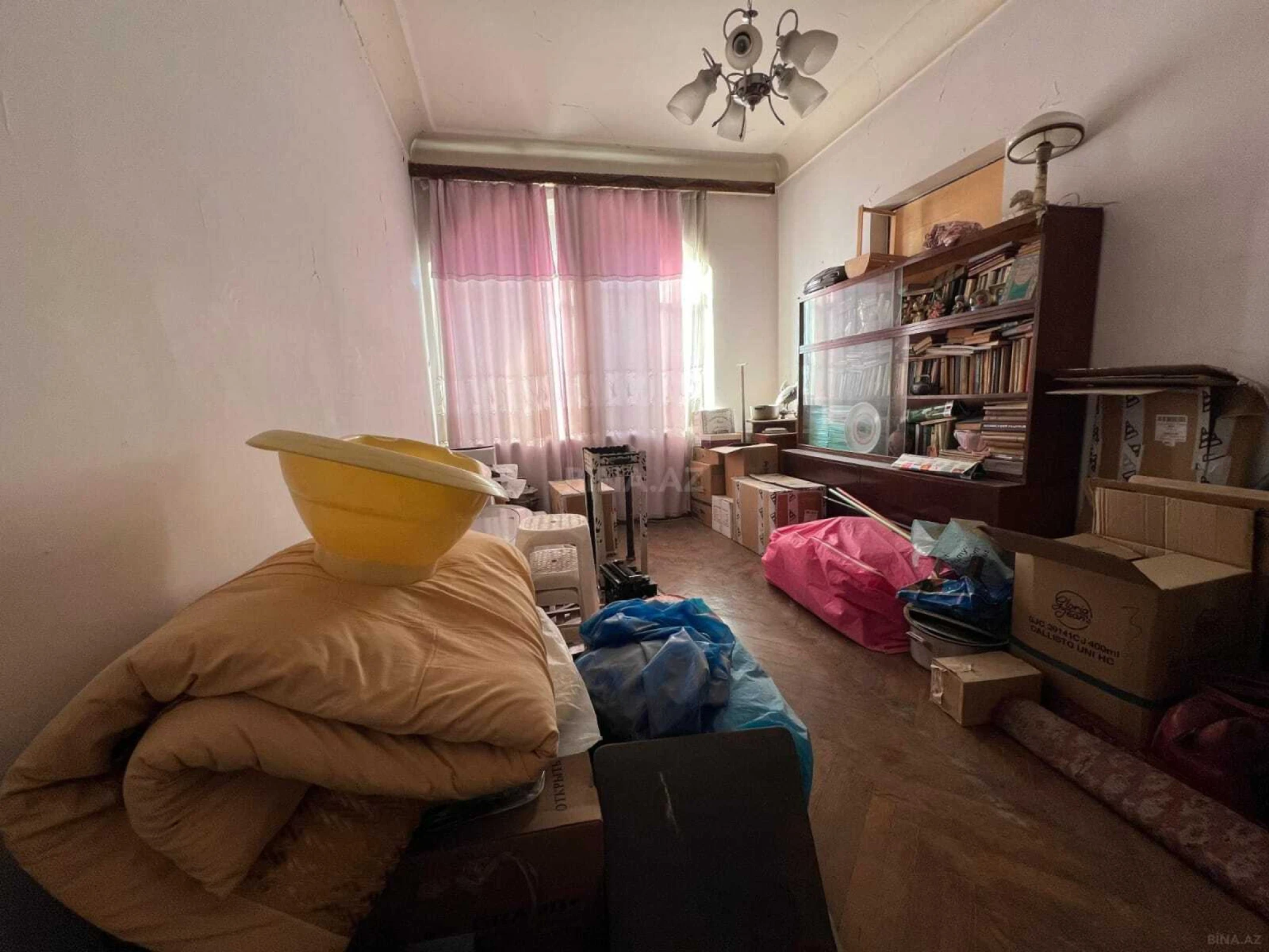 Satılır 3 otaqlı mənzil 93 m²