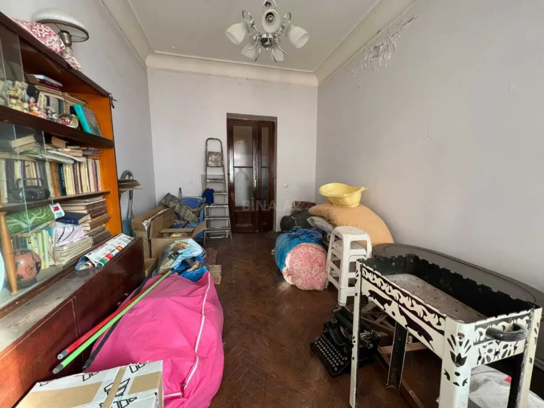 Satılır 3 otaqlı mənzil 93 m²