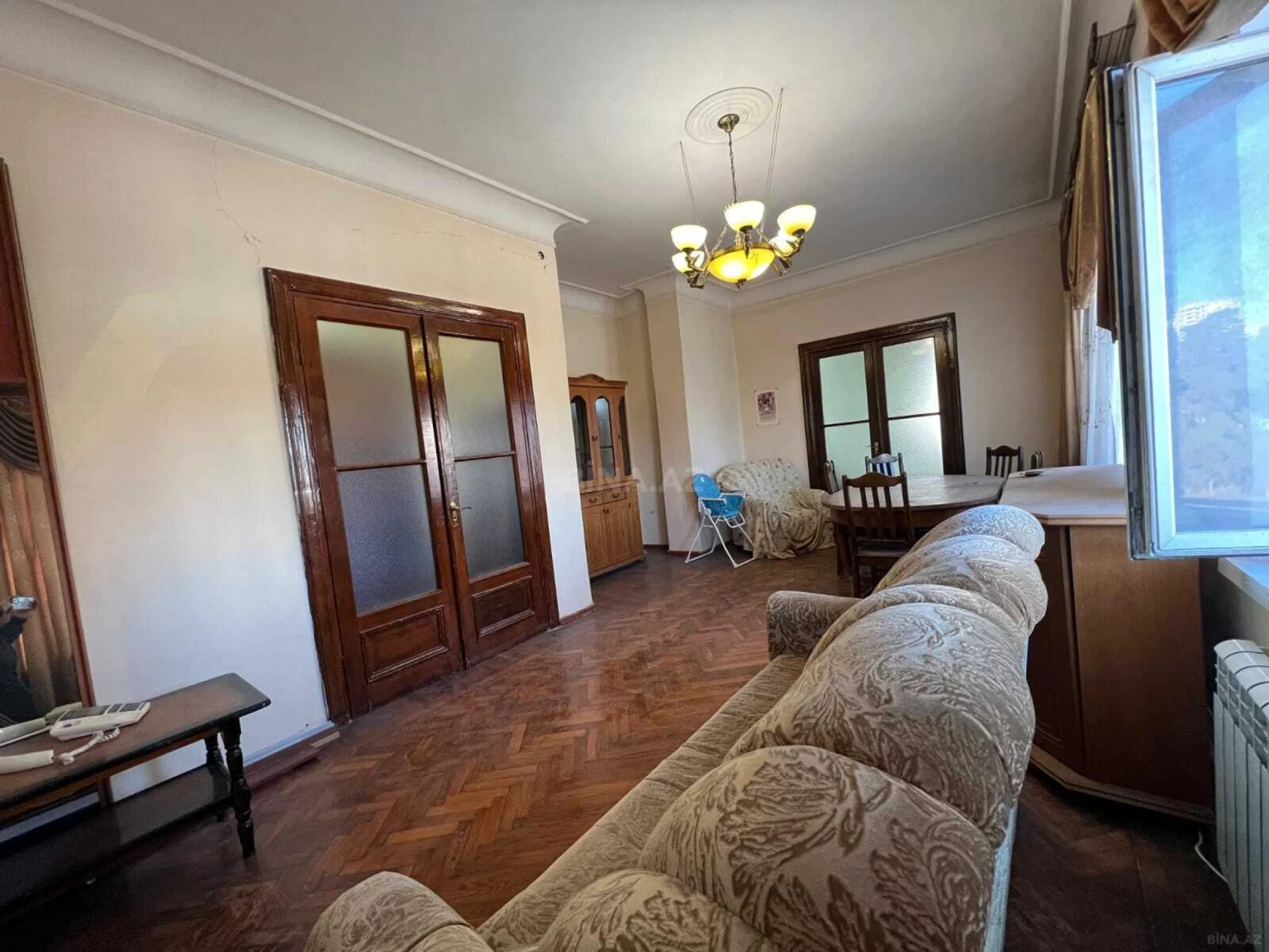 Satılır 3 otaqlı mənzil 93 m²