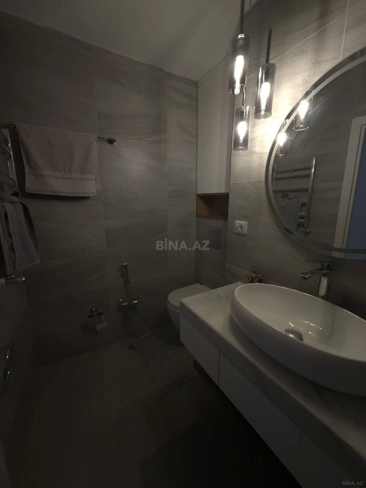 Satılır 3 otaqlı mənzil 110 m²