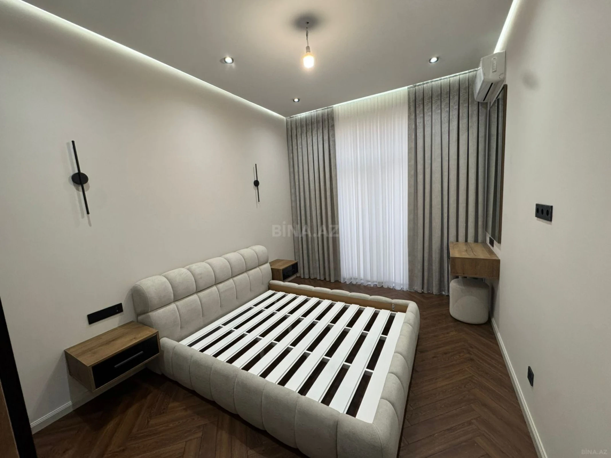 Kirayə verilir 2 otaqlı mənzil 130 m²