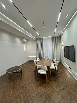 Kirayə verilir 2 otaqlı mənzil 130 m²