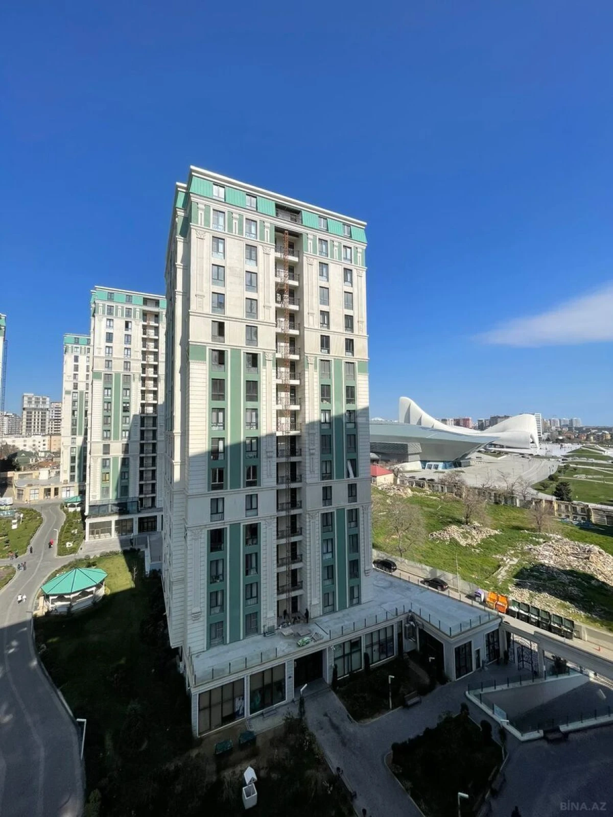 Kirayə verilir 2 otaqlı mənzil 65 m²