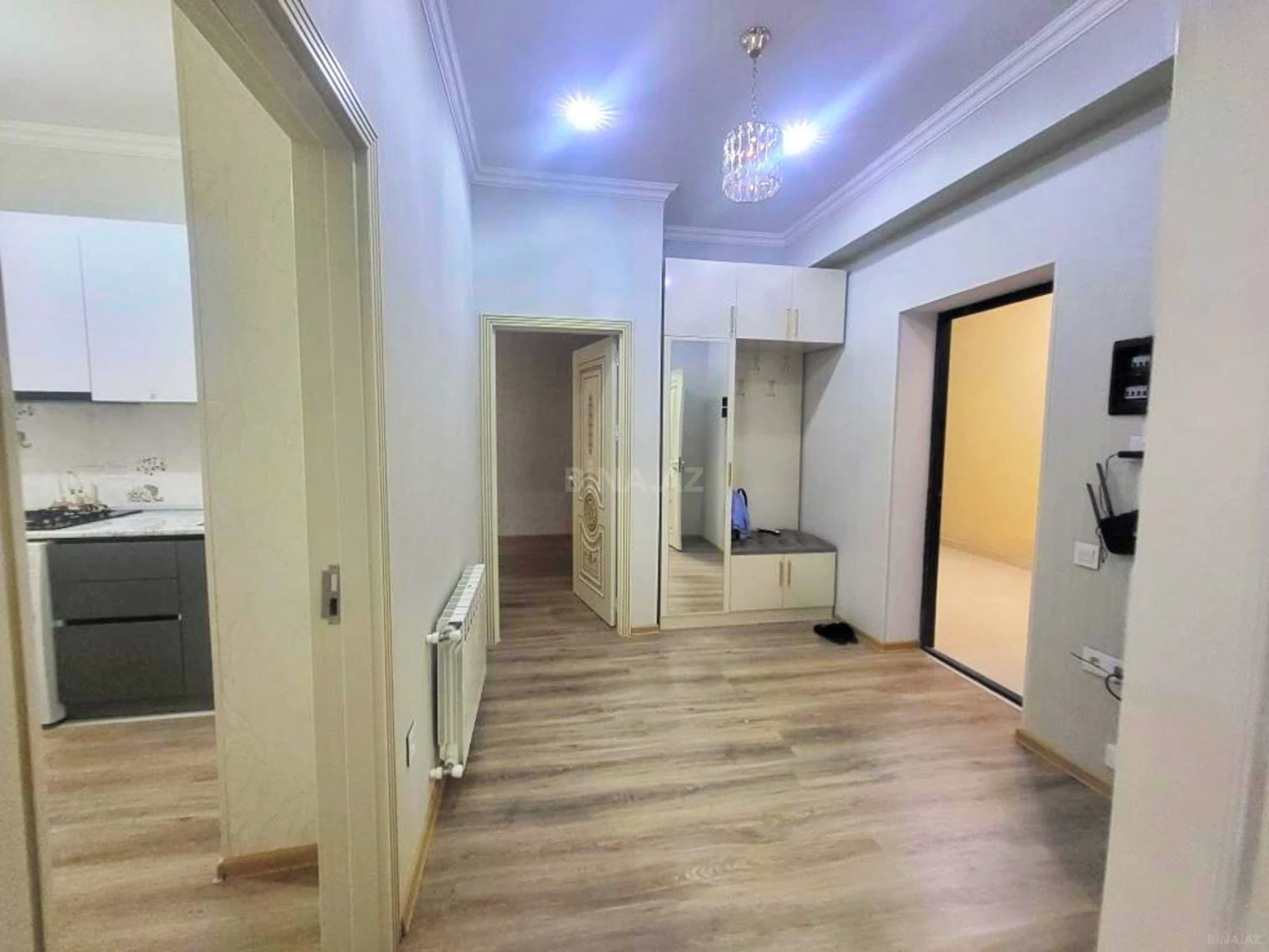 Kirayə verilir 2 otaqlı mənzil 74 m²