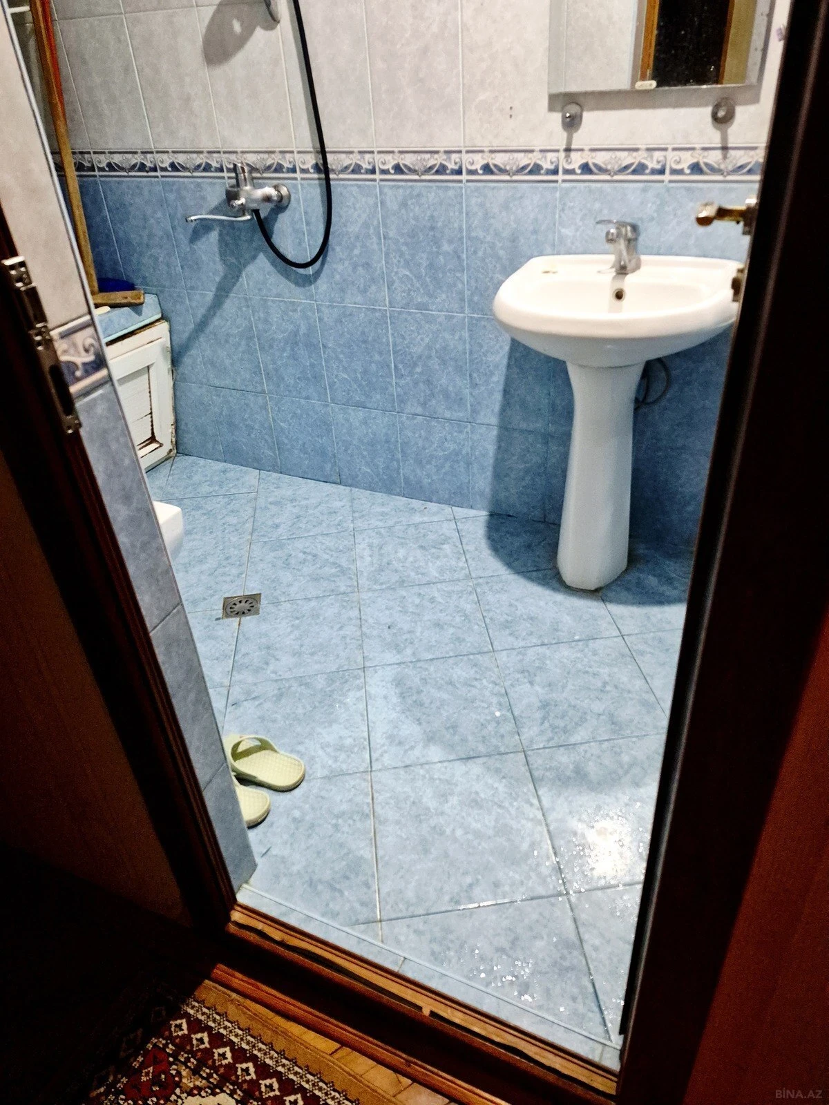 Kirayə verilir 2 otaqlı mənzil 85 m²