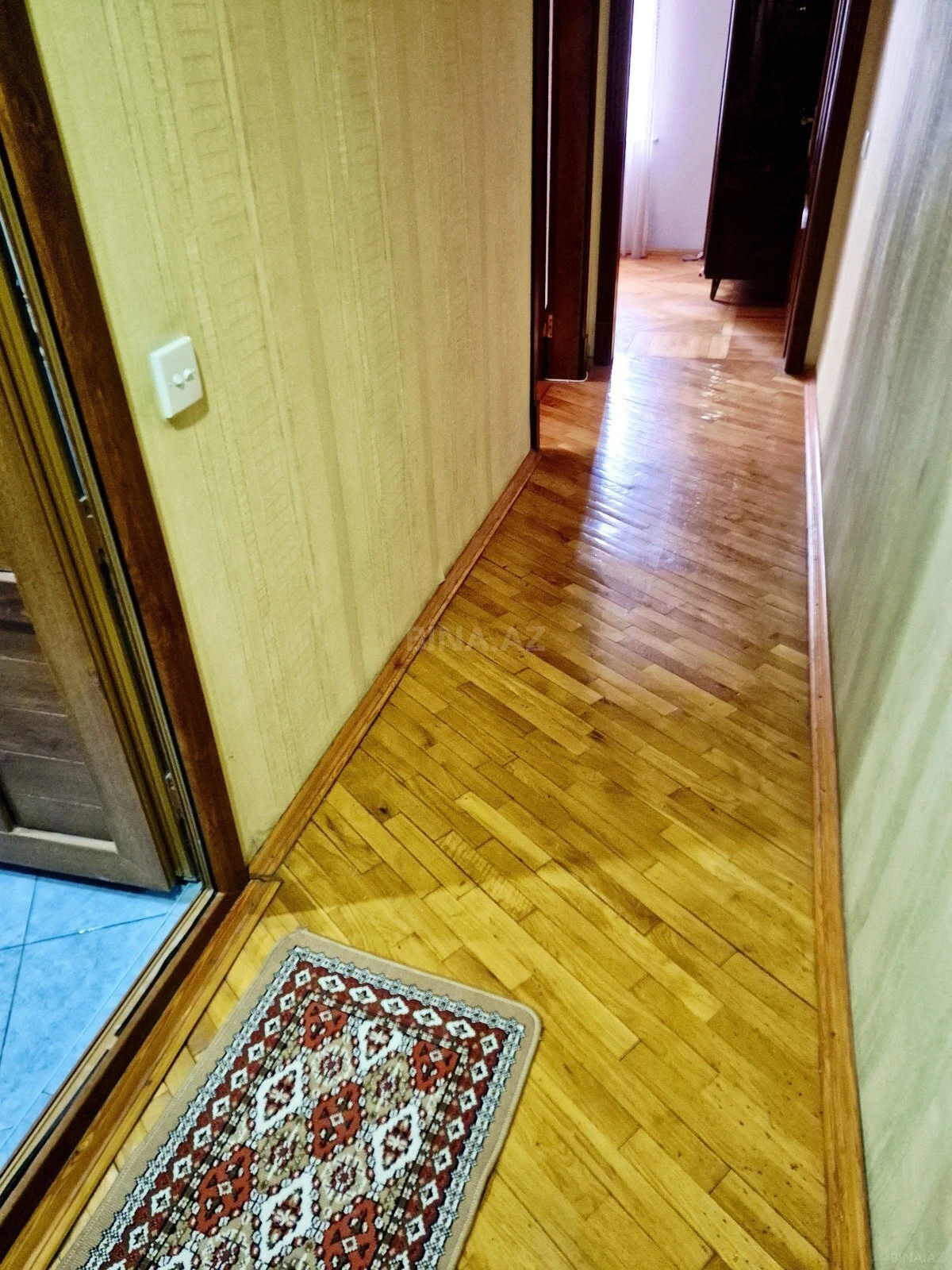 Kirayə verilir 2 otaqlı mənzil 85 m²
