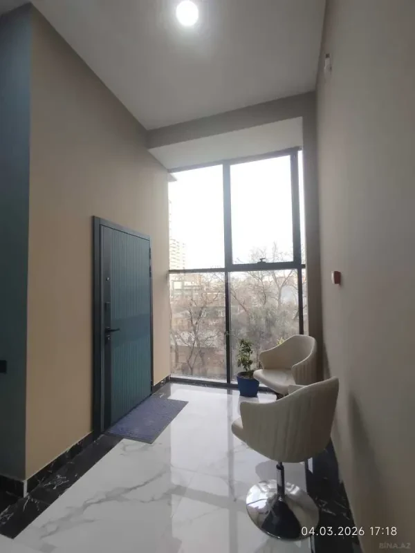 Kirayə verilir 1 otaqlı ofis 8 m²