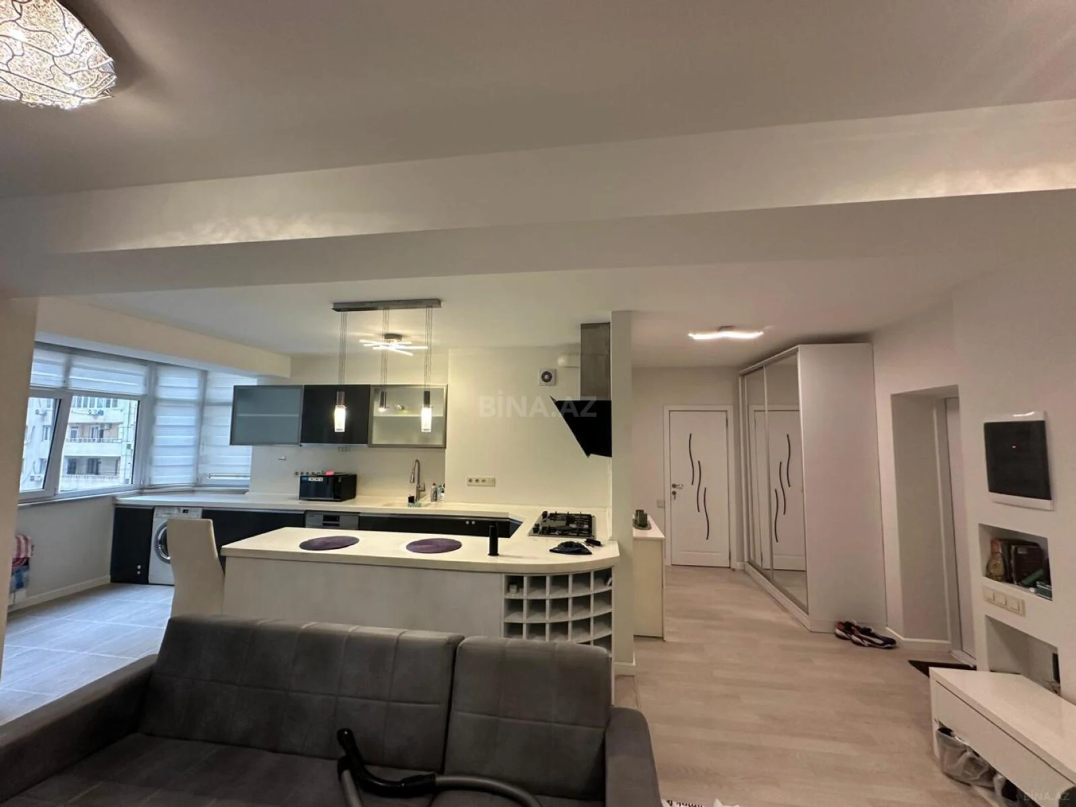 Kirayə verilir 2 otaqlı mənzil 80 m²