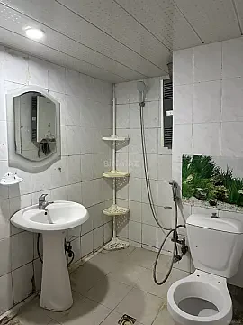 Kirayə verilir 2 otaqlı mənzil 45 m²