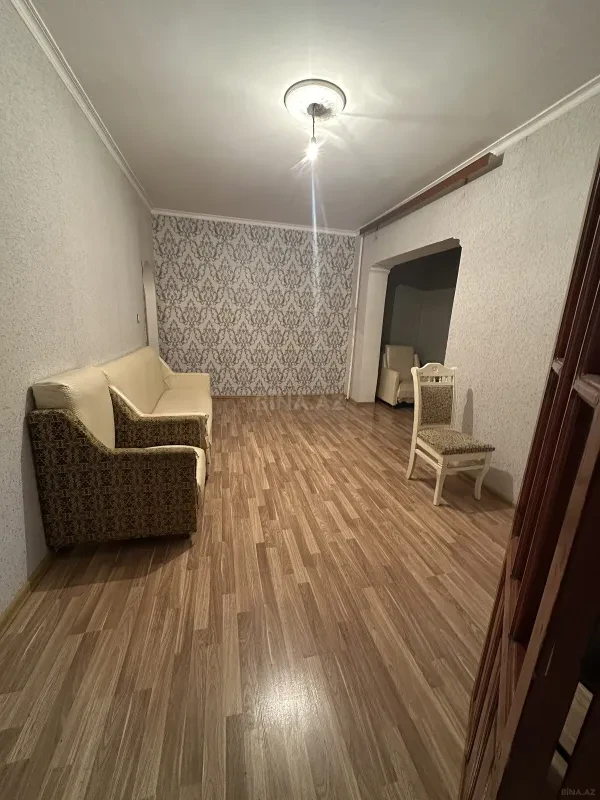 Kirayə verilir 2 otaqlı mənzil 45 m²
