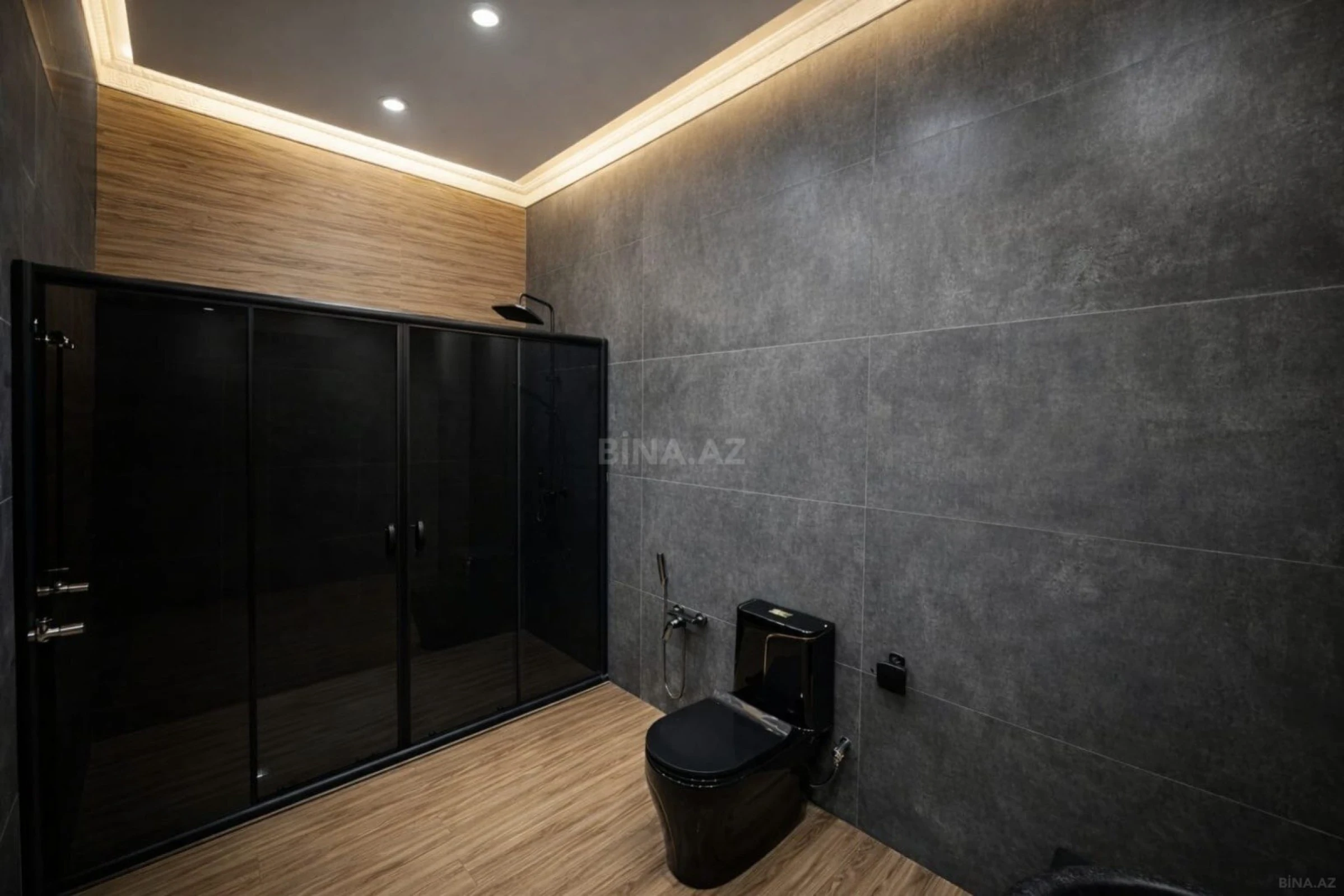 Kirayə verilir 4 otaqlı həyət evi 200 m²