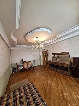 Kirayə verilir 3 otaqlı mənzil 120 m²