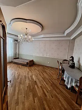 Kirayə verilir 3 otaqlı mənzil 120 m²