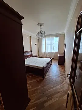 Kirayə verilir 3 otaqlı mənzil 120 m²