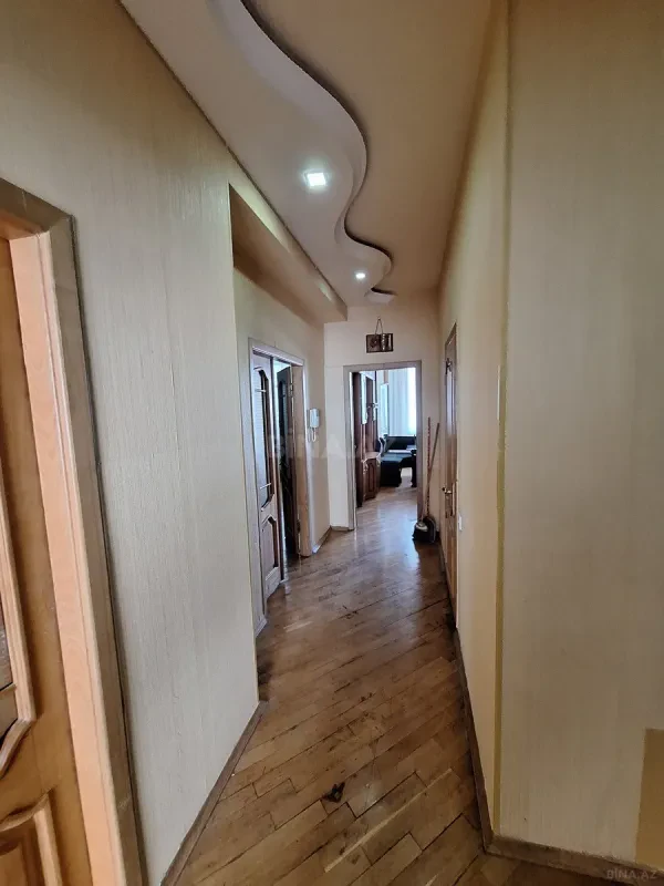 Kirayə verilir 3 otaqlı mənzil 120 m²