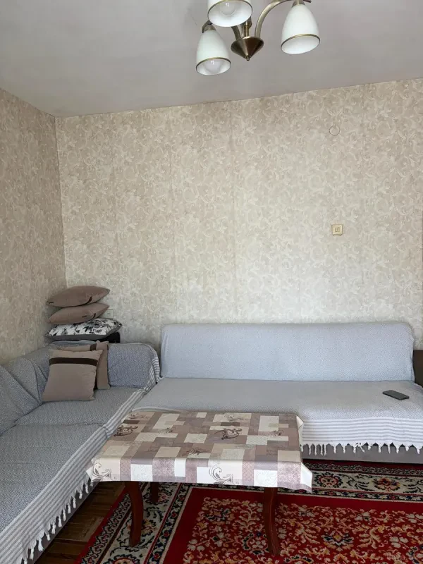 Satılır 2 otaqlı mənzil 56 m²