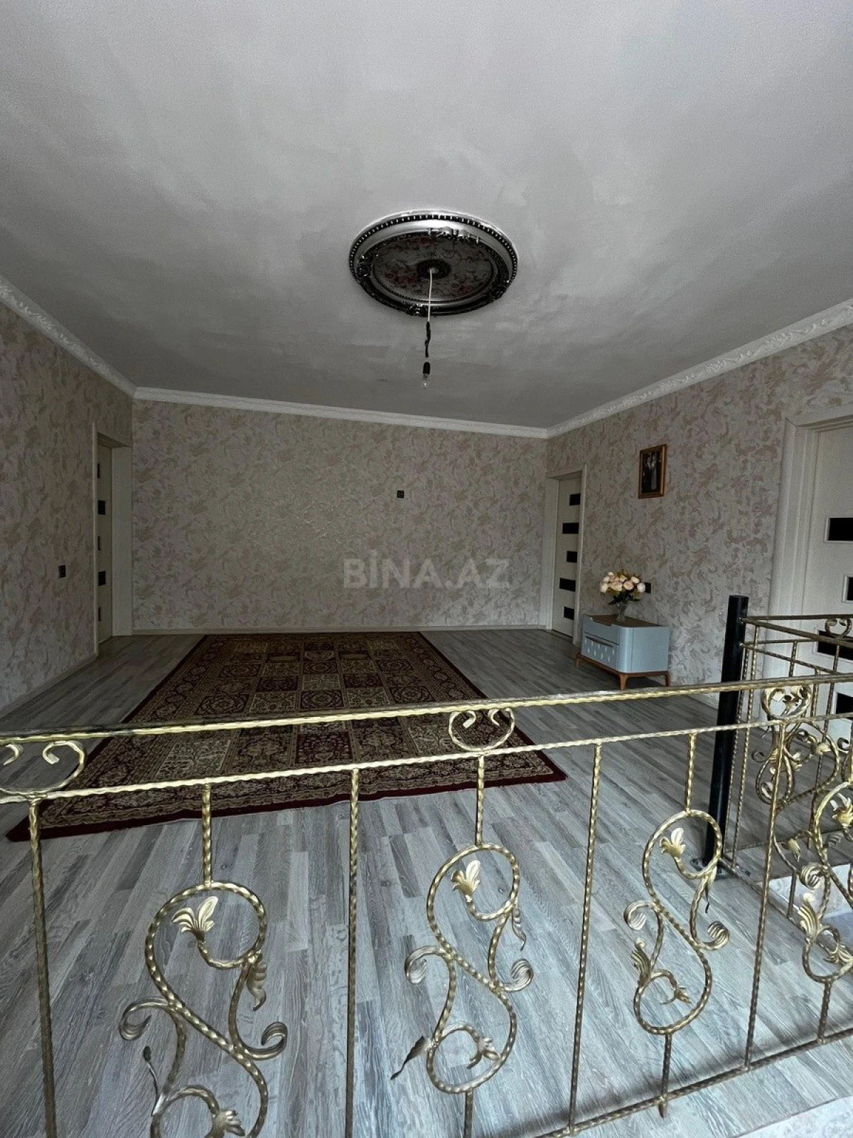 Satılır 7 otaqlı həyət evi 195 m²
