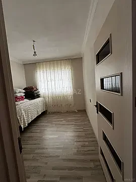 Satılır 7 otaqlı həyət evi 195 m²